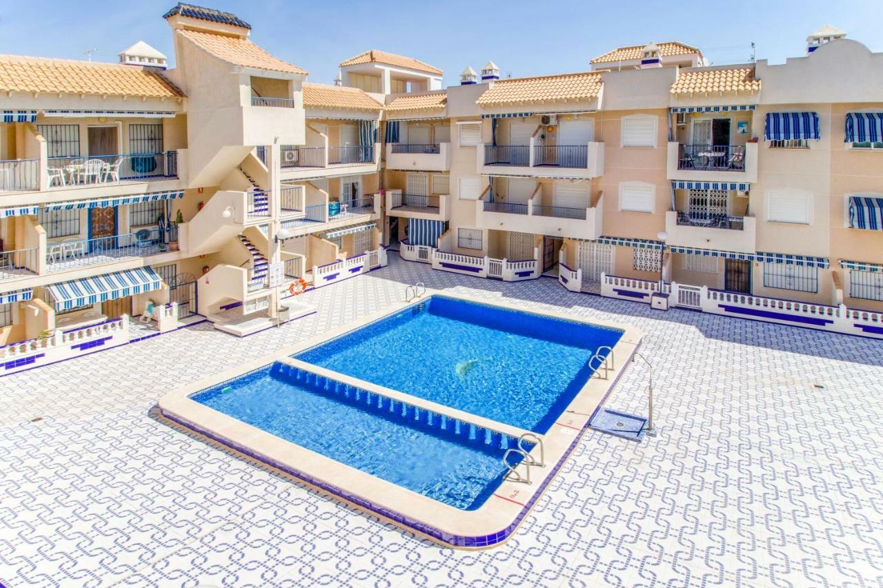 Apartament Sofia Torrevieja Bagian luar foto